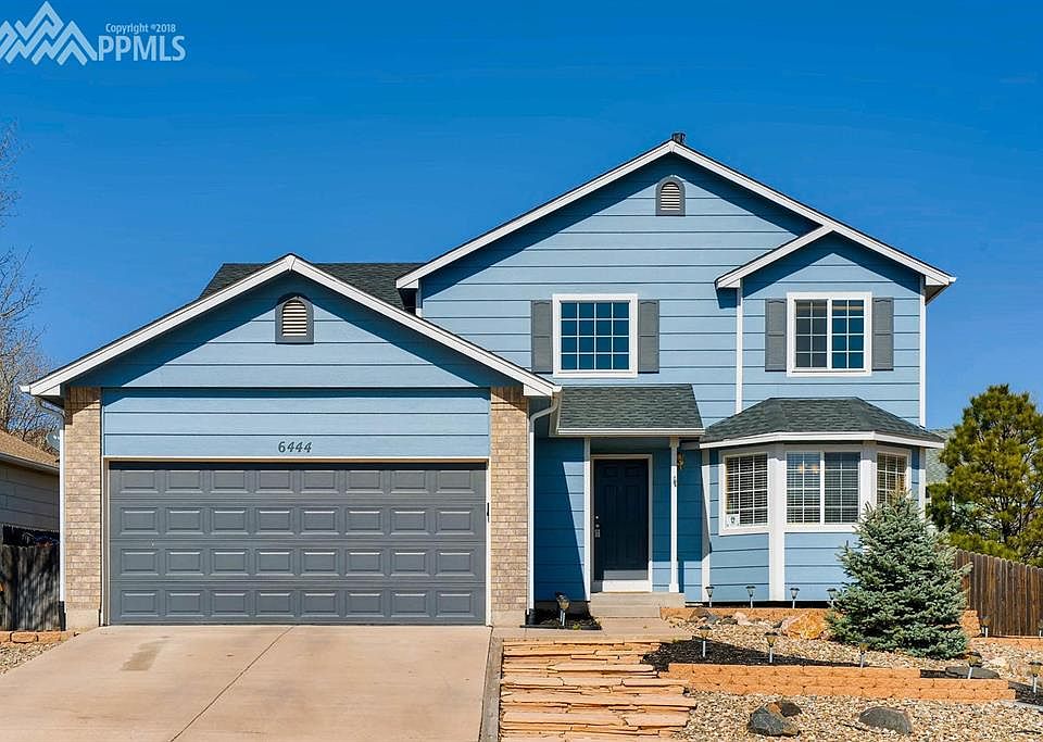 Great Curb Appeal, Newer Paint.