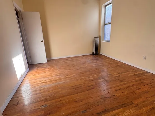 165 Patchen Avenue image 5 of 6