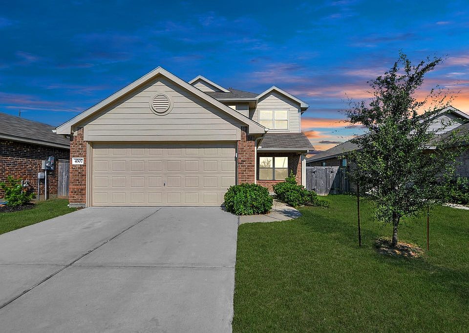 1st image of 4307 Palmetto Ln