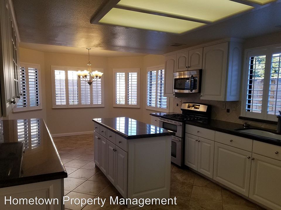 1st image of 410 Chalfonte Ct