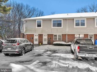 915 Silver Ct, Hamilton, NJ 08690