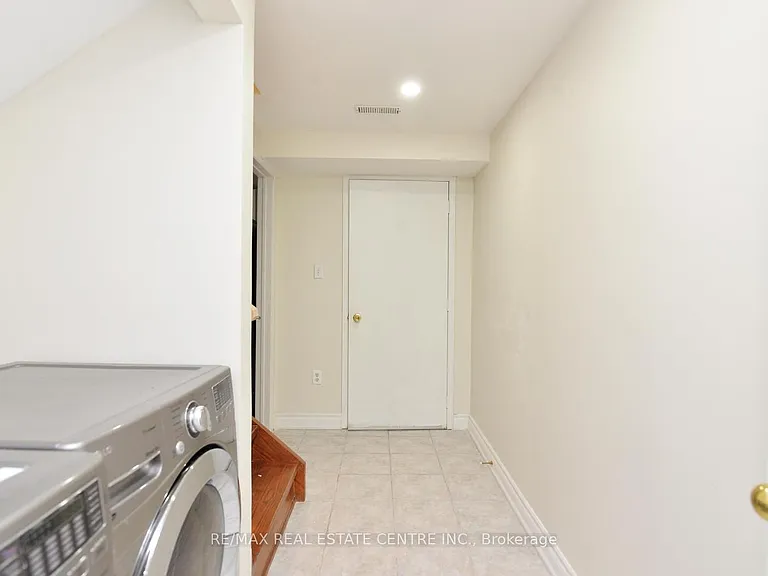10 Sheldon Dr #BASEMENT — Photo 19