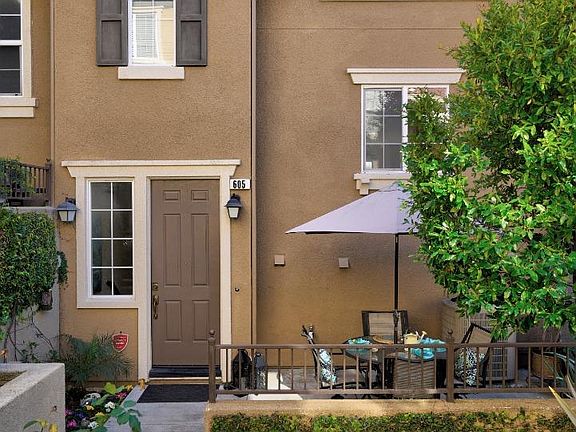 3rd image of 605 Adeline Ave