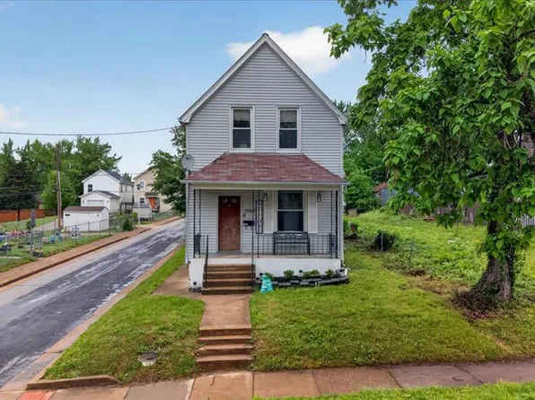 6549 Bartmer Ave, Saint Louis, MO 63130