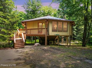 1385 Fountain Dr, Newfoundland, PA