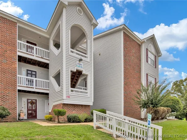 200 Waterdown Dr APT 8, Fayetteville, NC 28314