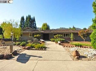 301 Del Amigo Rd, Danville, CA 94526