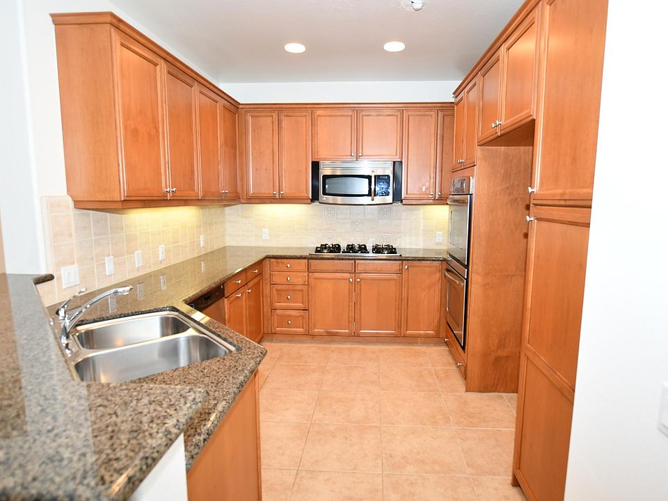 1st image of 1708 Tanager St APT 204
