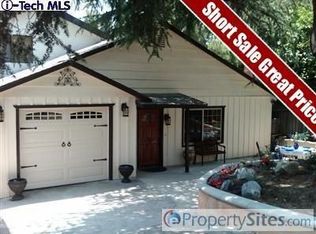 2744 Harmony Pl, La Crescenta, CA 91214