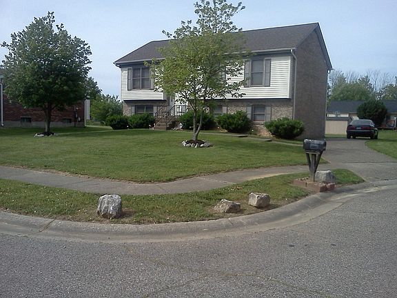 2nd image of 4406 Titus Ct