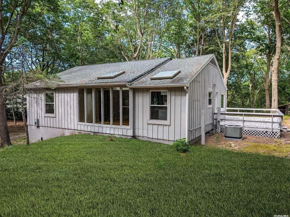 282 Dogwood Drive, Wading River, NY 11792