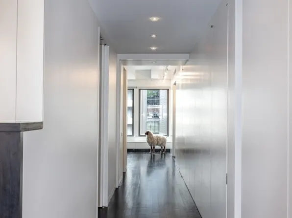 34 East 30th Street image 7 of 25