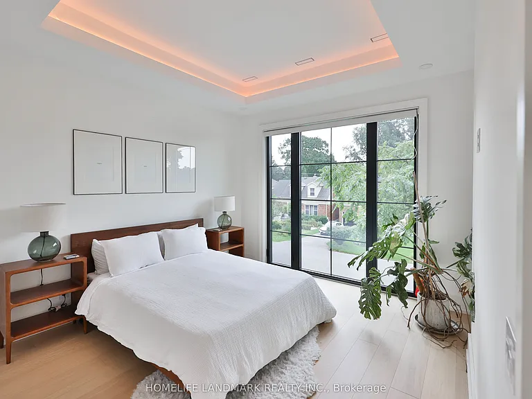 12 Bernice Ave — Photo 34