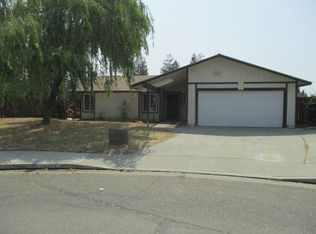 14727 W Sunset Ave, Kerman, CA 93630