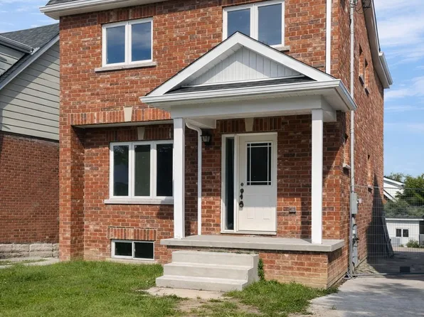 217 Huron St, Oshawa, ON L1H 5E5