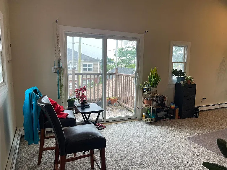 420 W Fulton St — Photo 5