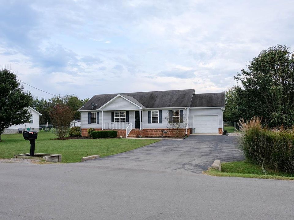 1st image of 2427 Vanlawn Ln