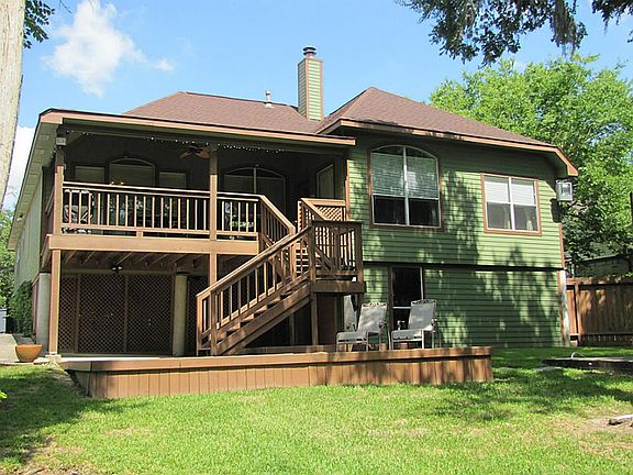CLOSE-UP VIEW OF BACK OF HOME