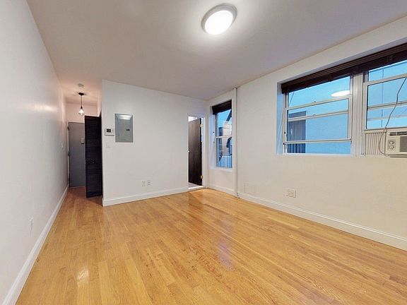 4th image of 444 E 13th St #6B