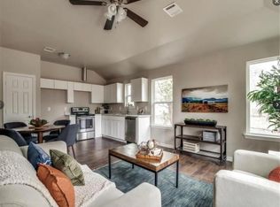 2202 N Houston St, Fort Worth, TX 76164