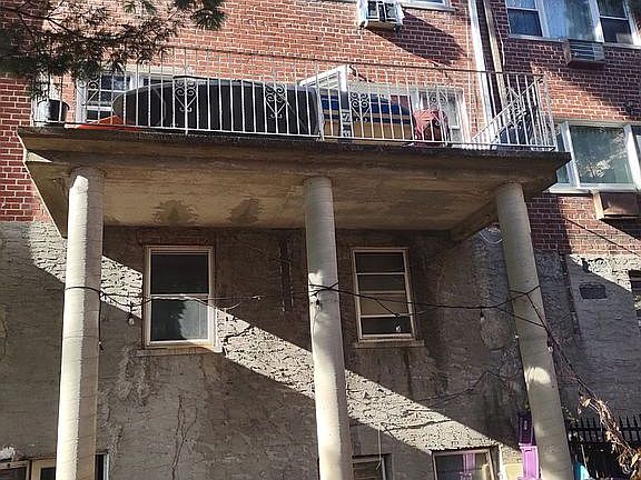 2nd image of 3524 Cambridge Ave
