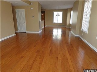 3rd image of 1422 E 15th St