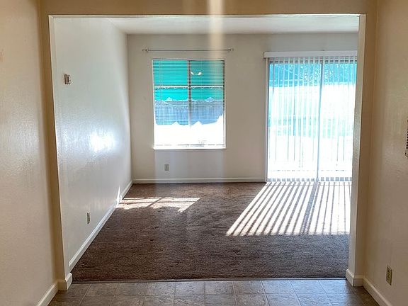 4th image of 314 N Cloverdale Blvd APT 2