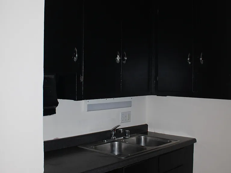 115 E Gorham St #2 — Photo 5