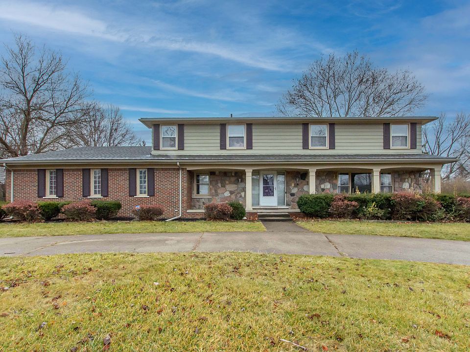 1st image of 27800 Rainbow Cir E
