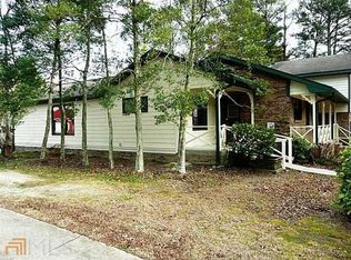 1735 Straw Valley Rd, Lawrenceville, GA 30043