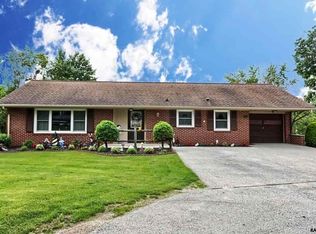 5084 School St, Glenville, PA 17329