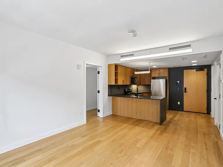 Gardner Street — Photo 24