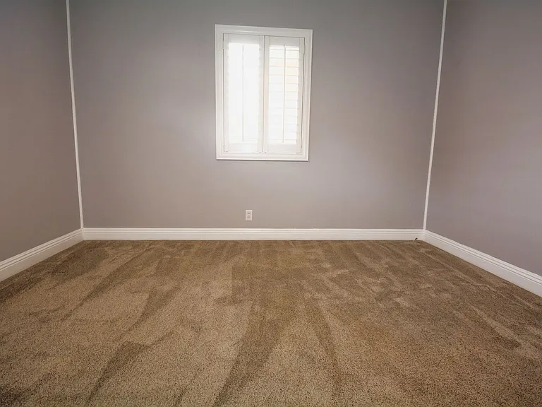 11433 Littchen St — Photo 24