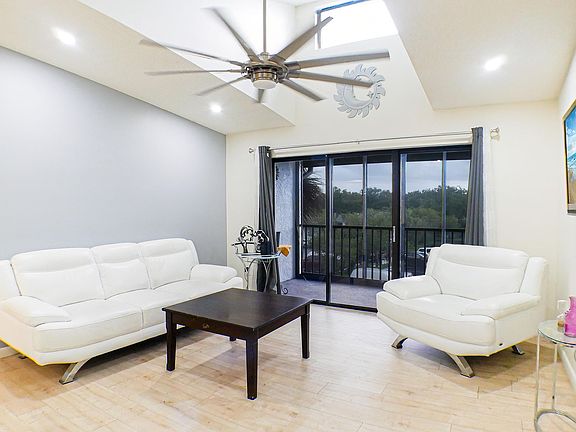 3rd image of 4701 Lakeside Club Blvd APT 18