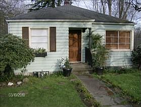 1st image of 12022 25th Ave NE