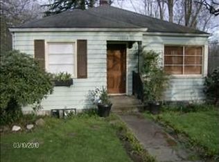12022 25th Ave NE, Seattle, WA 98125