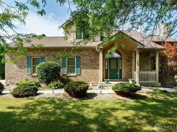 8455 Horseshoe Bend Rd, Ludlow Falls, OH 45339