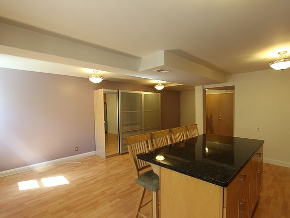 3rd image of 2251 Francisco St #A
