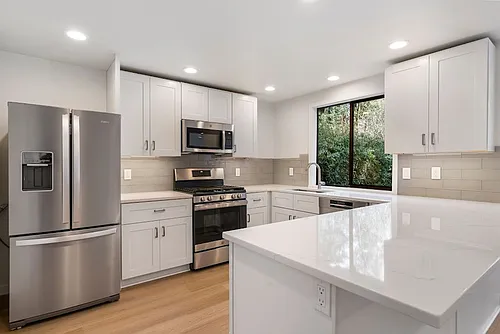 2217 Sahalee Dr W Photo 1