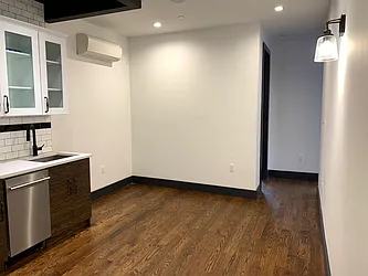 Rented by Tapiro Realty