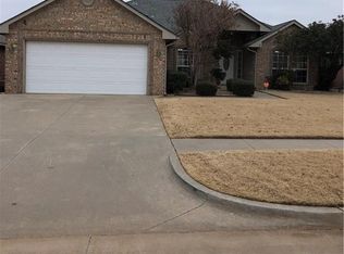 4720 Doe Run Dr, Yukon, OK 73099