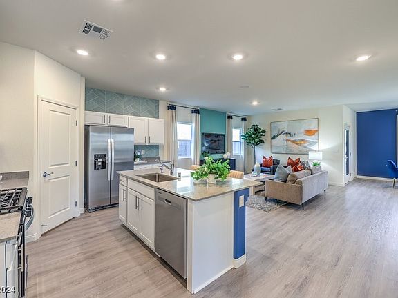 4th image of 7429 Crystal Harbor Ave #4