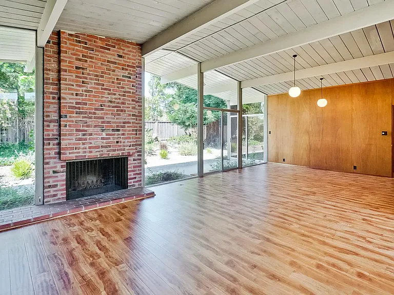152 Ferne Ct — Photo 4