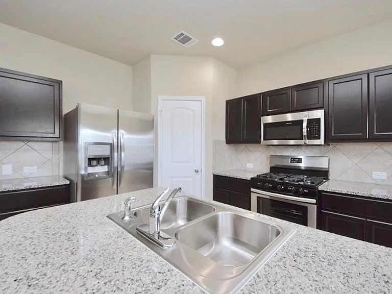 1416 Fort Dessau Rd — Photo 7
