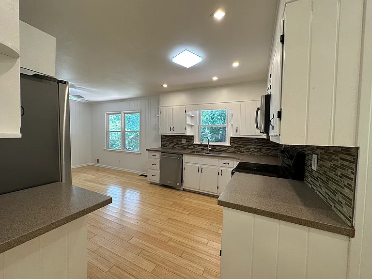 3044 McKenzie Rd — Photo 11