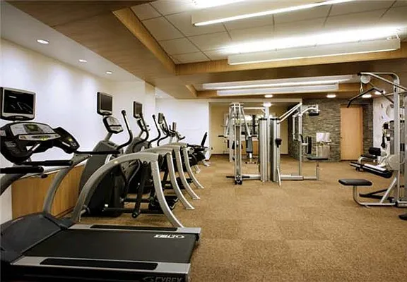 Rented by R New York | media 48