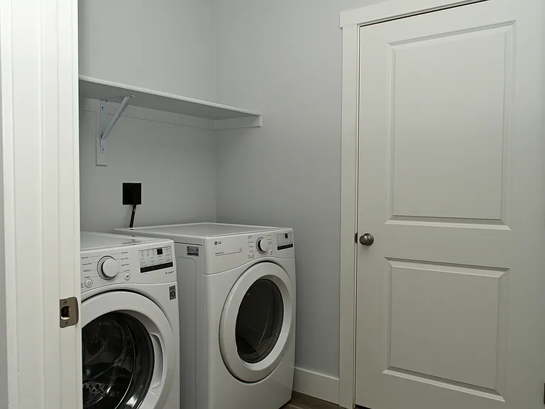 2041 N 380 E #1 — Photo 21