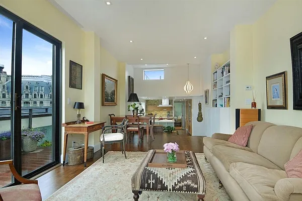 Sold by Citi Habitats | media 2