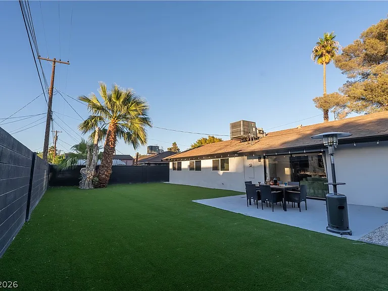 31 Jade Cir — Photo 42