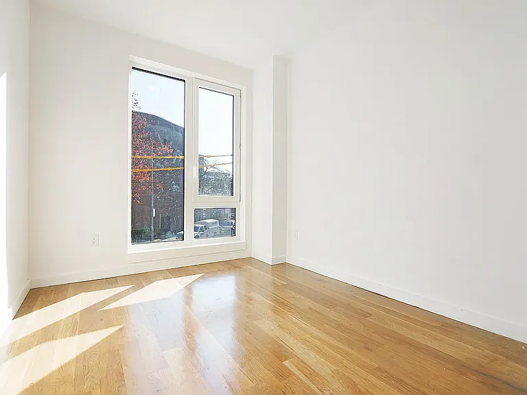 138-25 Barclay Ave #403 — Photo 20